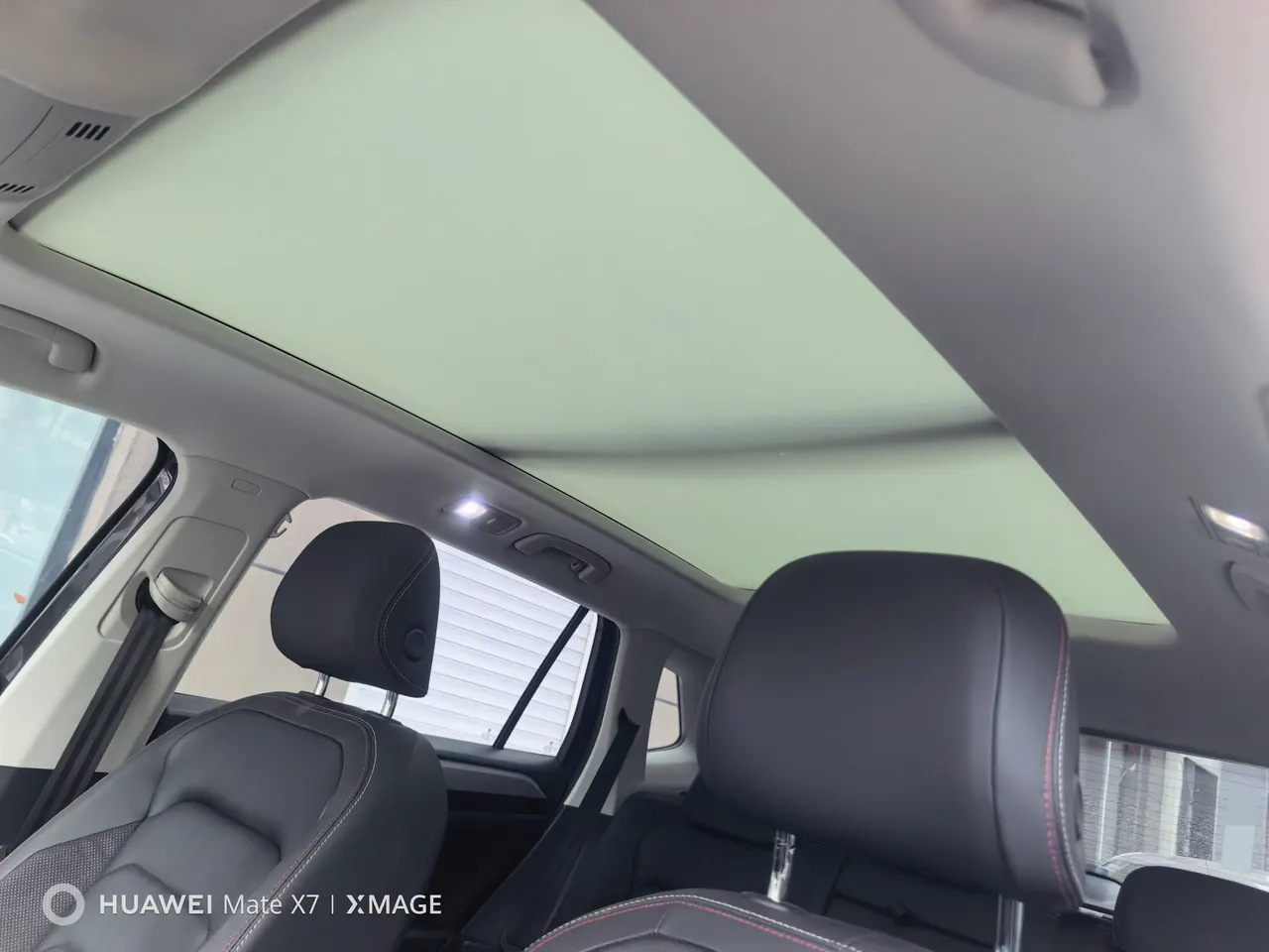 Volkswagen 2021 Tanyue 2.0TSI 330TSI Two-Drive Deluxe Smart Plus Automatic Gear 4
