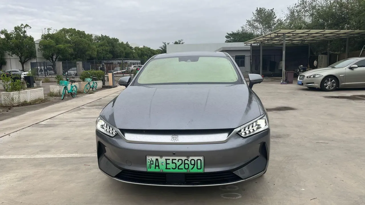 BYD 2021 Qin PLUS EV 600KM Flagship Automatic Gear 2