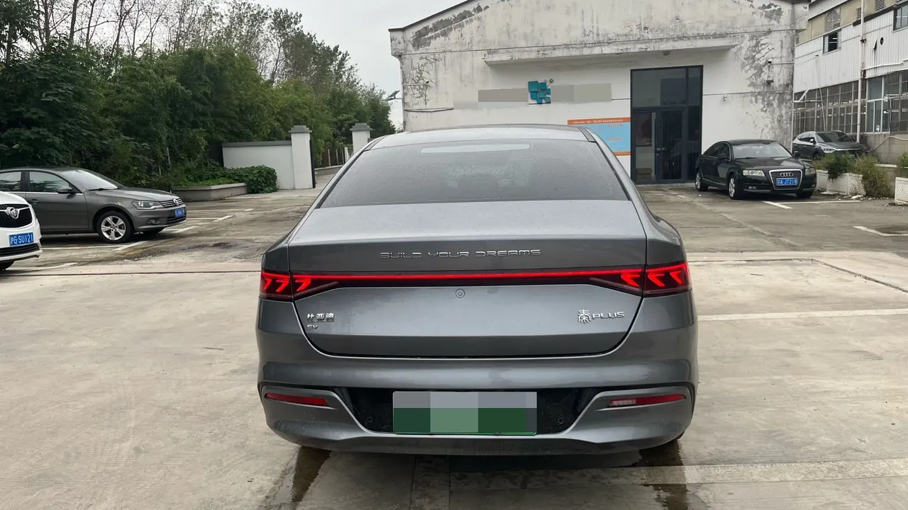 BYD 2021 Qin PLUS EV 600KM Flagship Automatic Gear 7