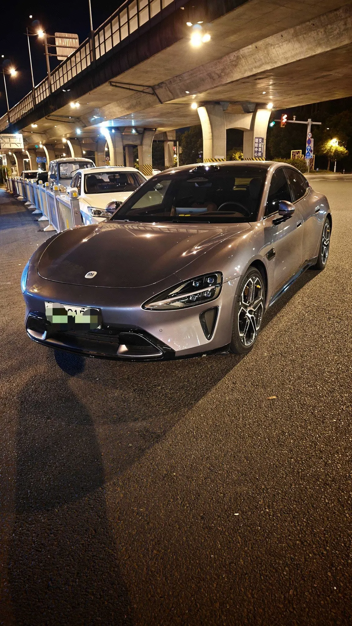 Open image lightbox: MI 2024 SU 7 800km 4-wheel drive ultra-long endurance high-end smart driving Max version automatic gear
