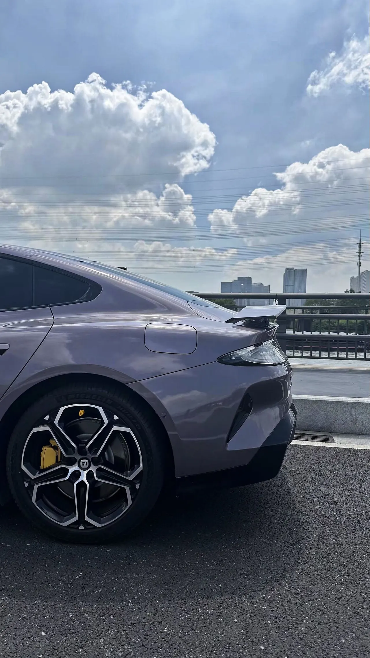 MI 2024 SU 7 800km 4-wheel drive ultra-long endurance high-end smart driving Max version automatic gear 11