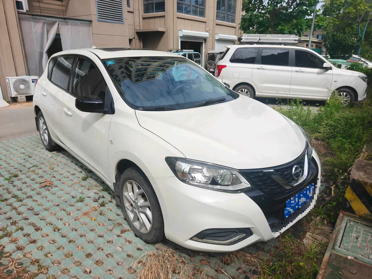 Nissan 2020 Tiida 1.6 Stepless Cool Edition Automatic Gear 3