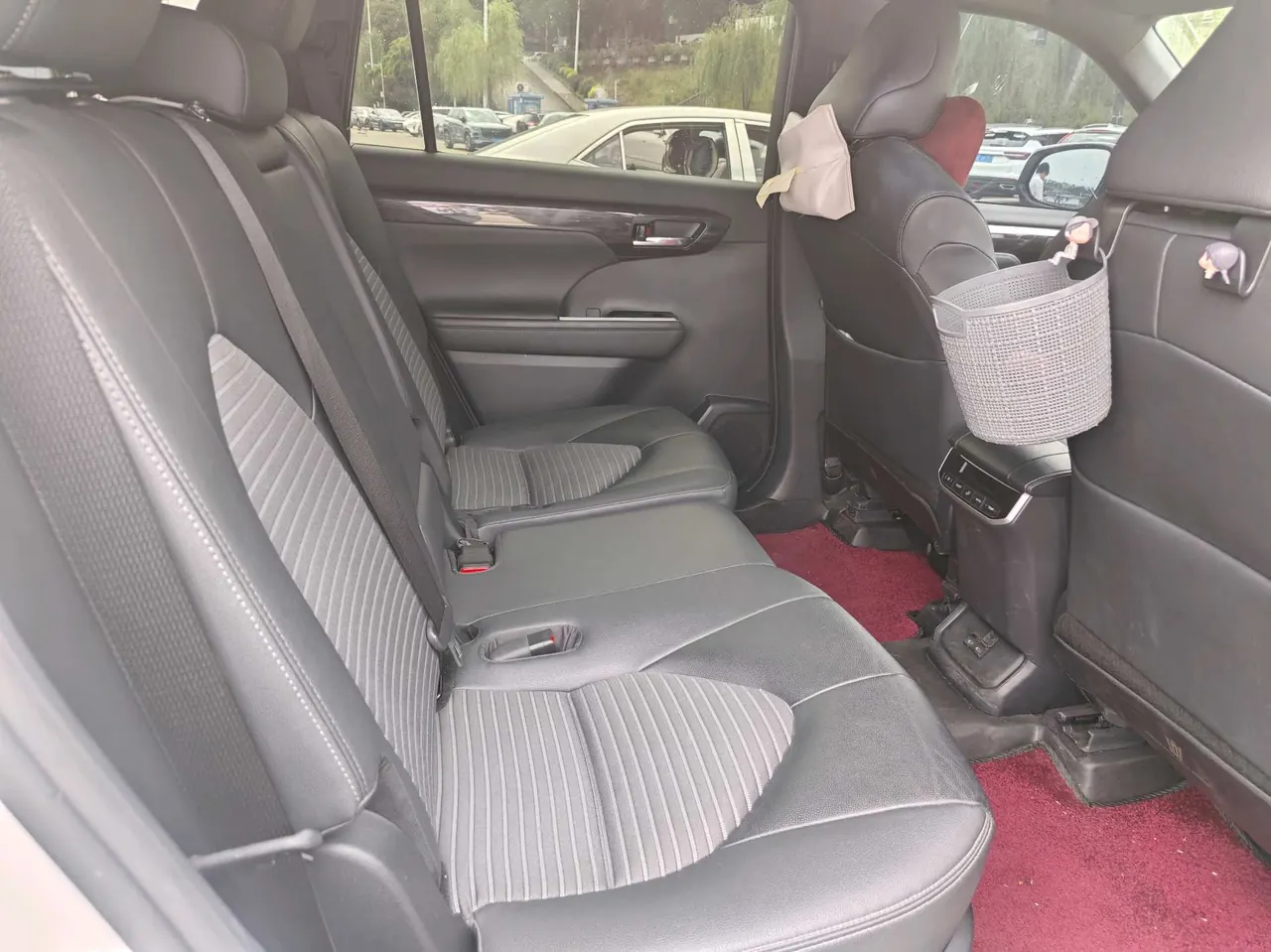 Toyota 2023 Crown Land Release 2.5 Stepless Four-wheel Drive Premium Edition Automatic Gear 5
