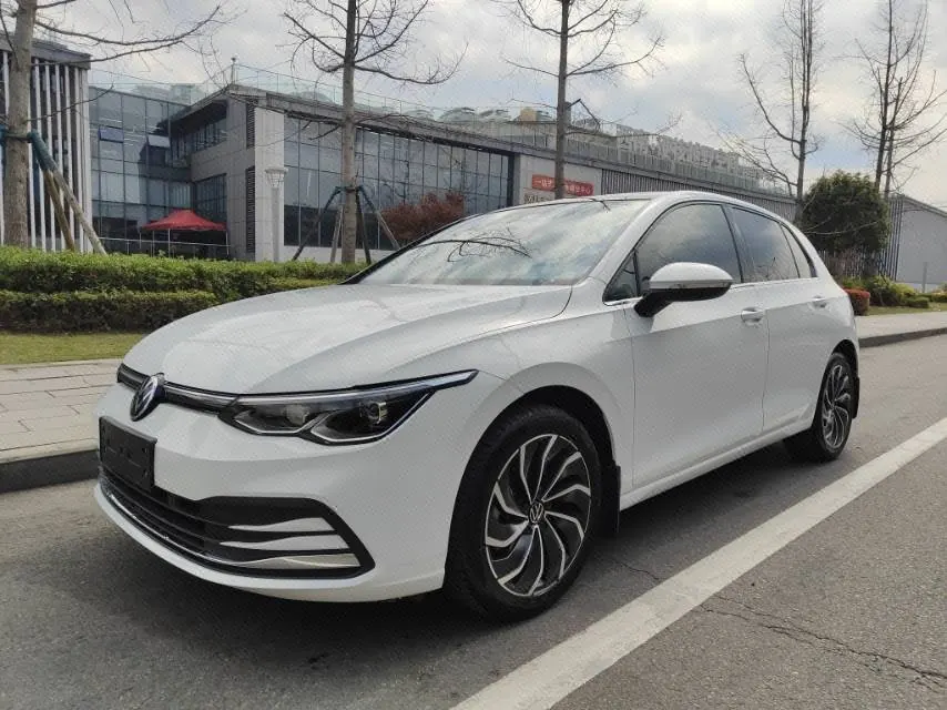 打开图片灯箱:Volkswagen 2023 Golf 8 PRO 1.4TSI 280TSI (facelift) automatic transmission