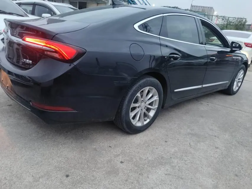 Buick 2022 LaCrosse 1.5T 552T Luxury Automatic Gear 3