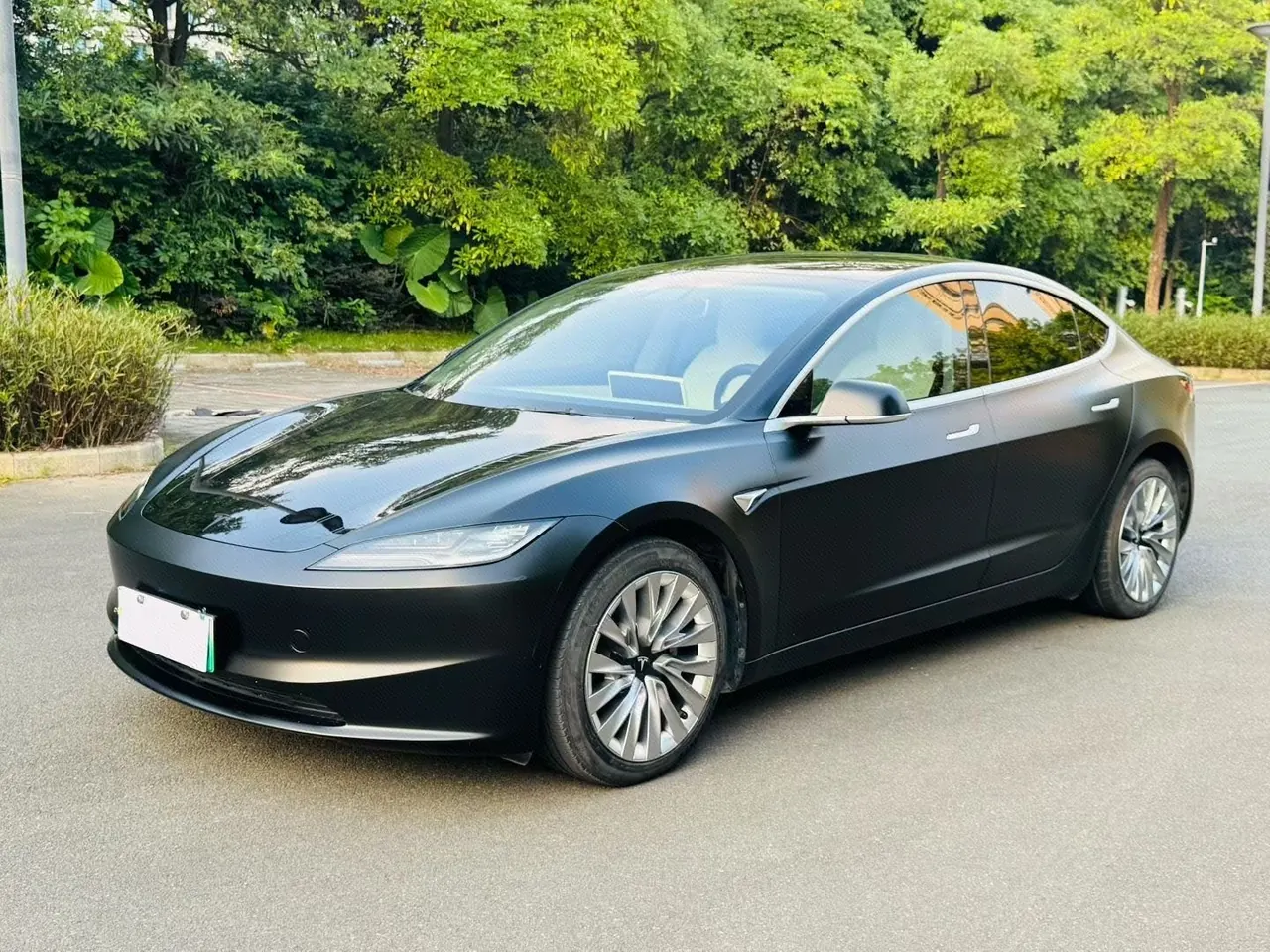 Open image lightbox: Tesla 2023 Model 3 Rejuvenation Edition Rear Wheel Drive Automatic Transmission