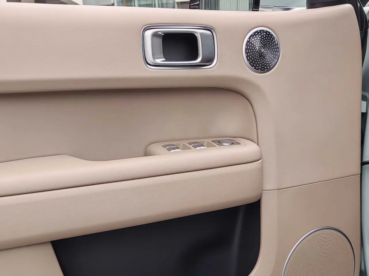 Li 2025 L6 Pro Intelligent Rejuvenation Automatic Gear 6
