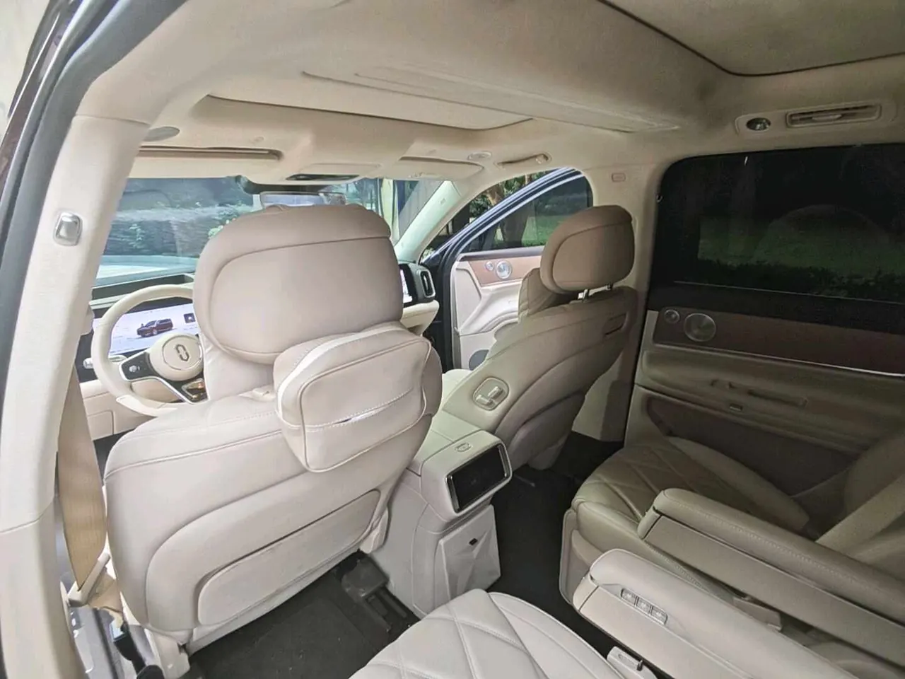 AITO 2025 AITO M9 EV Pure Electric Ultra Edition 100kWh6-seat Edition Automatic Gear 4