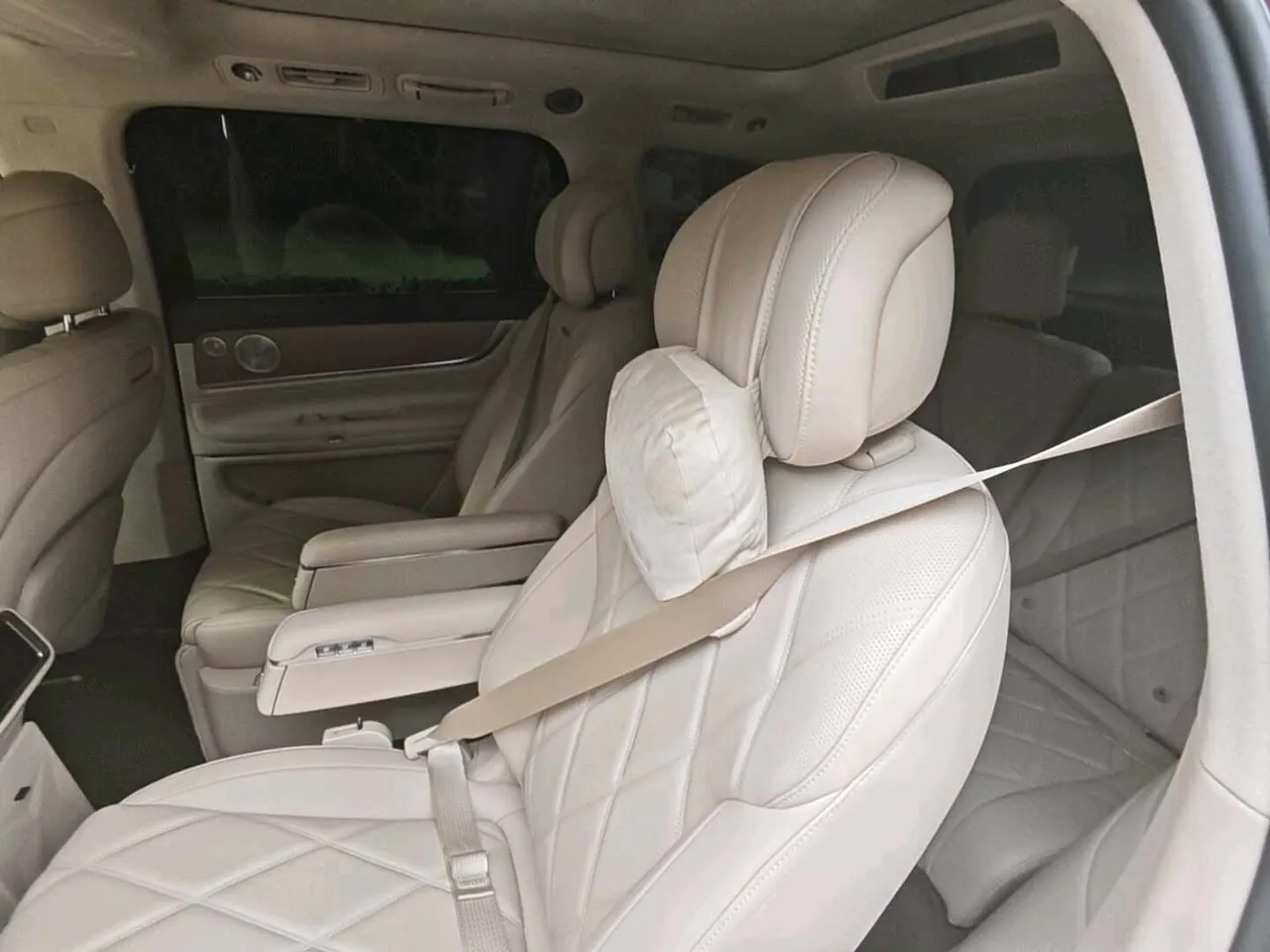 AITO 2025 AITO M9 EV Pure Electric Ultra Edition 100kWh6-seat Edition Automatic Gear 5