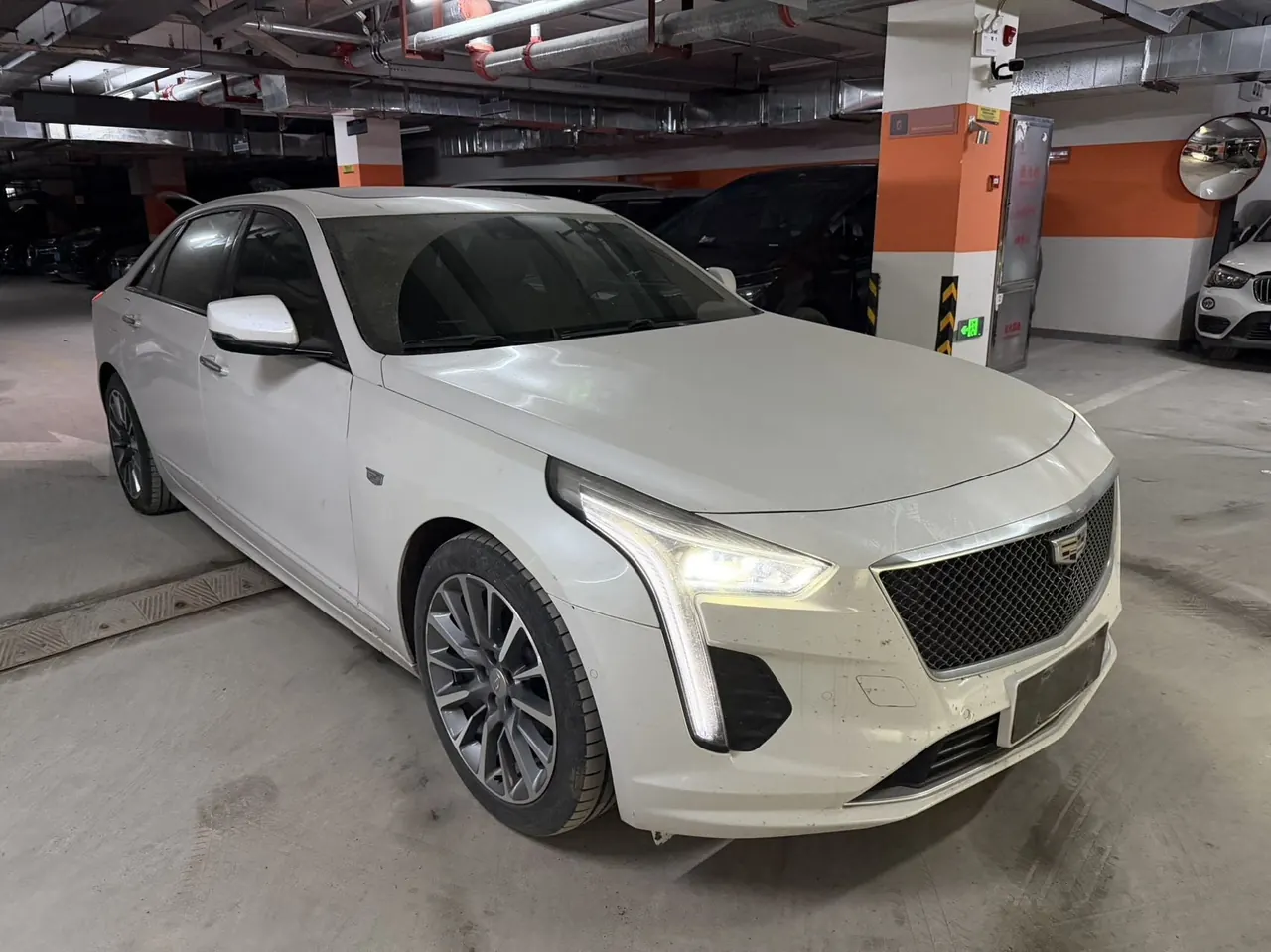 Cadillac 2022 CT6 2.0T 28T honorable automatic gear 3