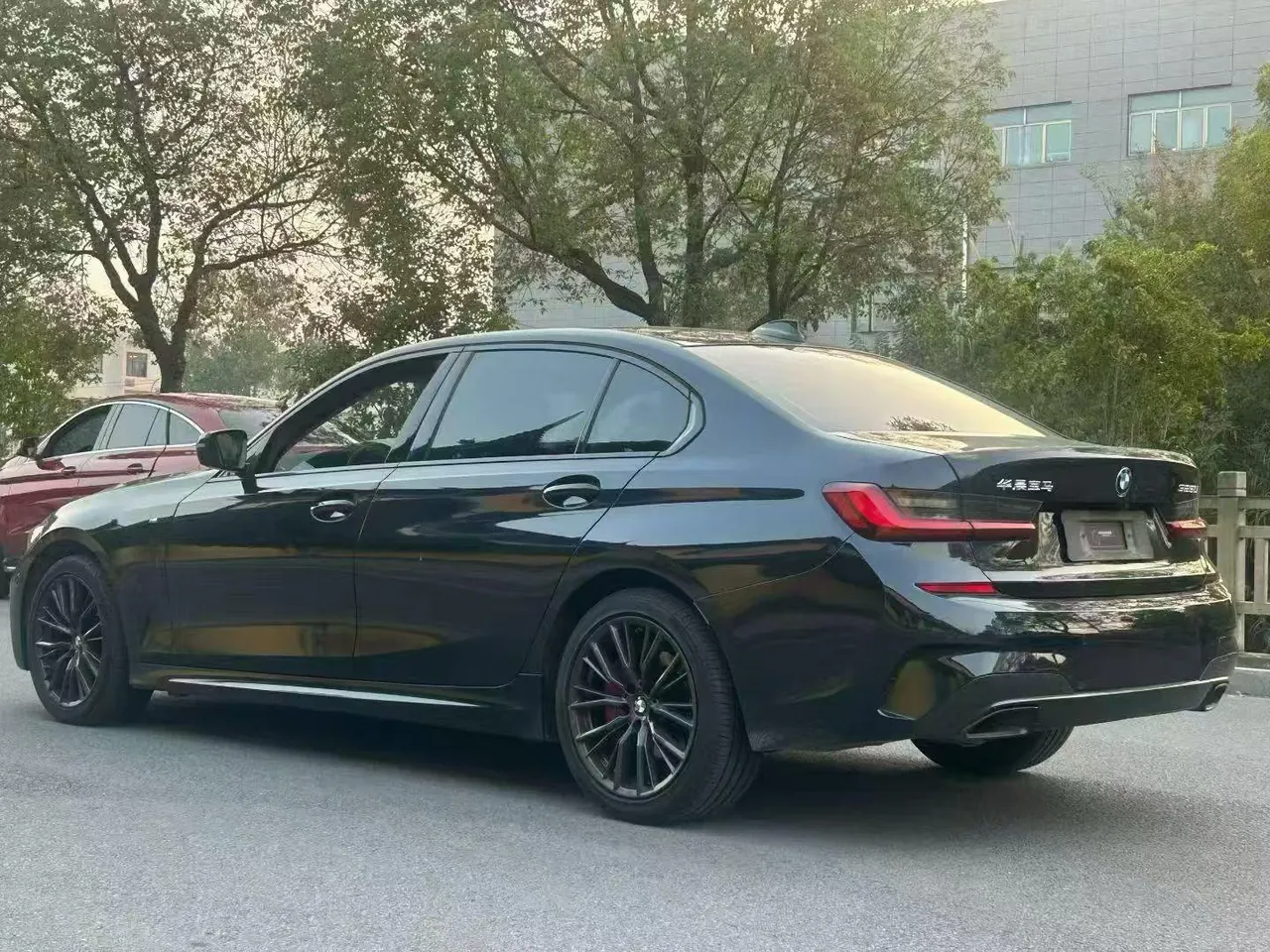 BMW 3 Series 2022 325Li 2.0T M Sports Obsidian Night Kit (Changed) Automatic Gear 7