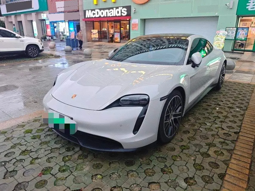 Porsche Taycan (Imported) 2022 Taycan Taycan (Modified) Automatic - View 1