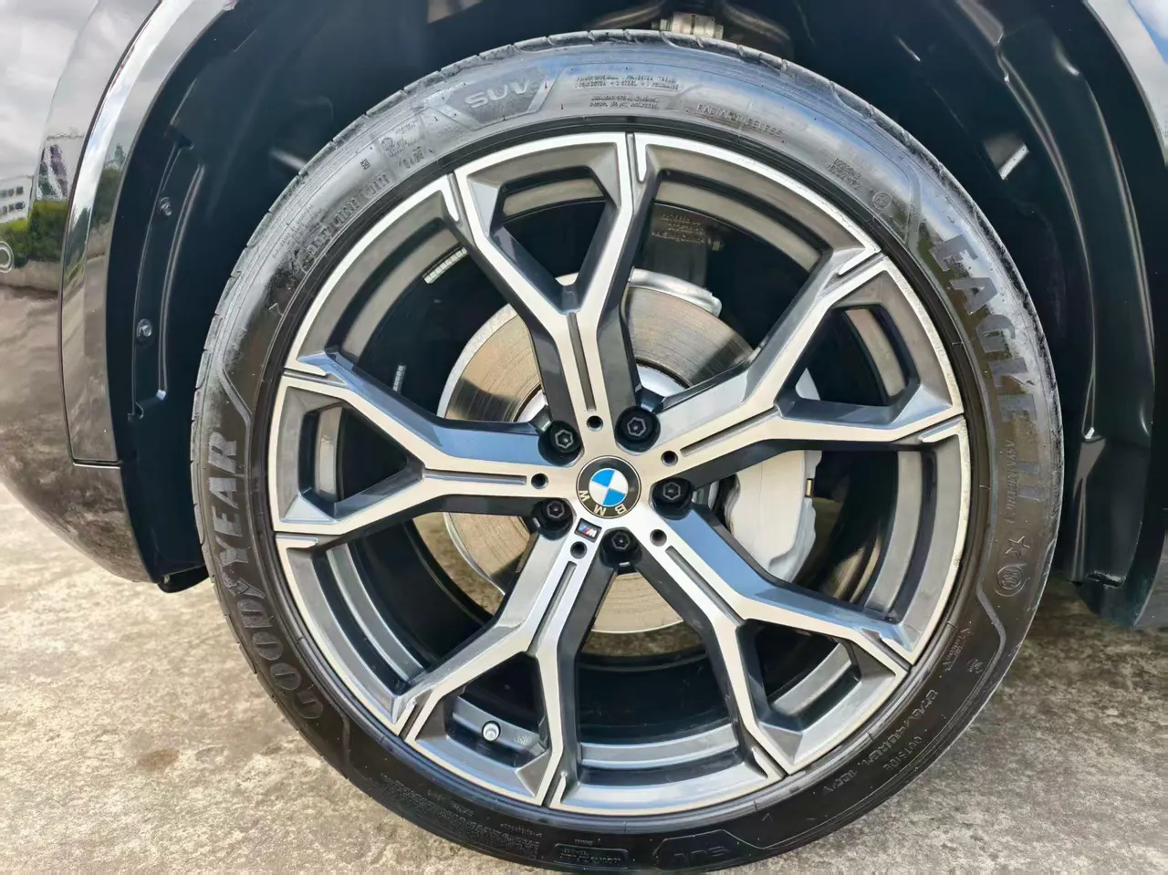 BMW 2023 X5 xDrive30Li 48V 2.0T exclusive m sports obsidian night suit automatic gear 11