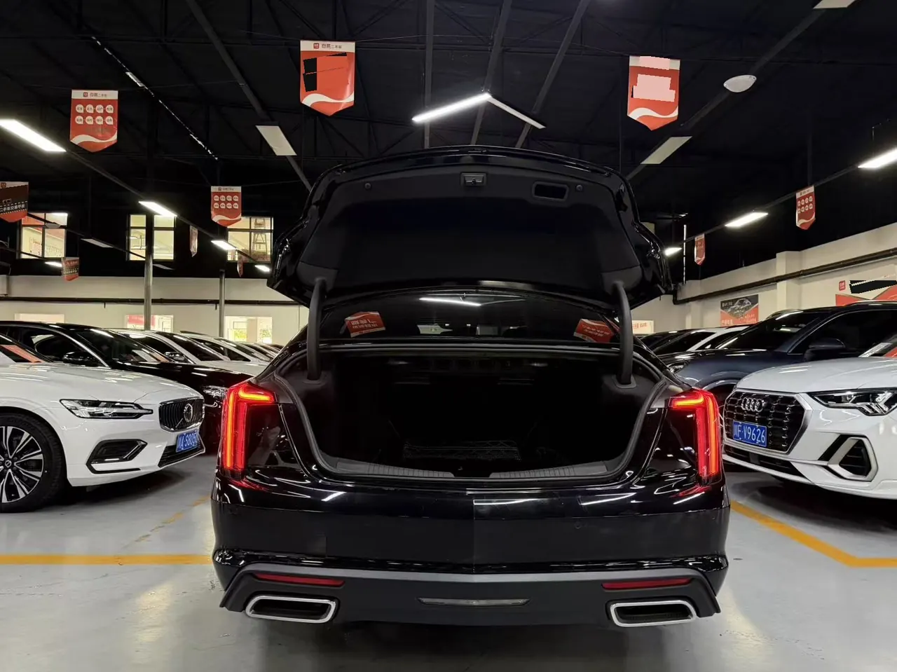 Cadillac 2023 CT5 2.0T 28T Luxury (Standard Edition) Automatic Gear 2