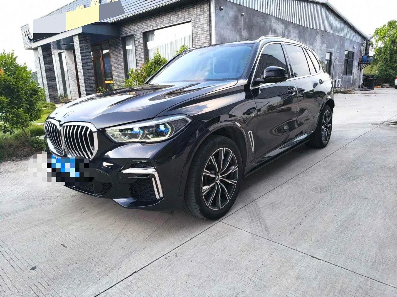 Open image lightbox: BMW 2022 X5 xDrive 30Li 2.0T exclusive m sports suit automatic gear