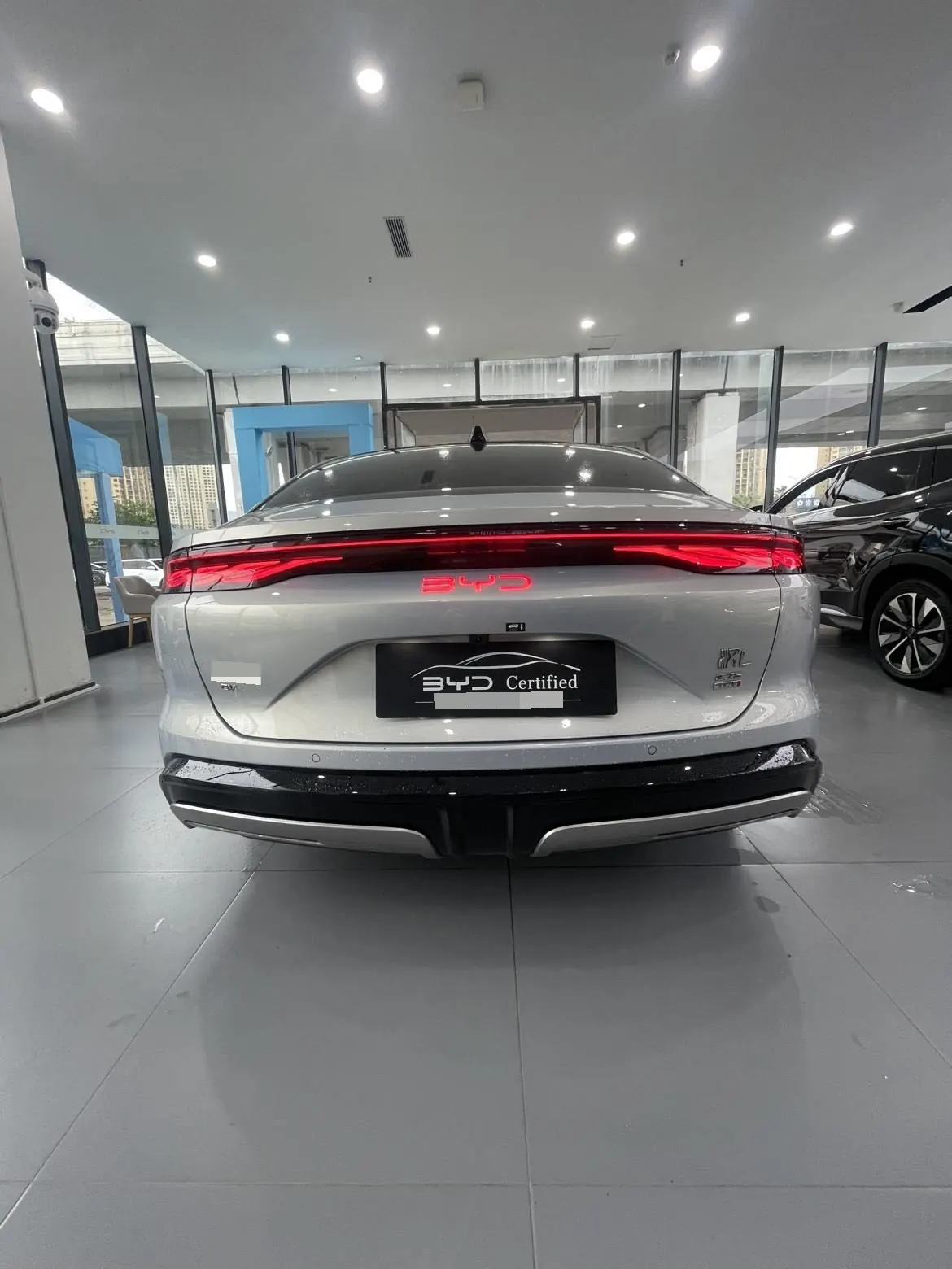 BYD 2025 Han L EV four-wheel drive laser Radar flagship automatic gear 2