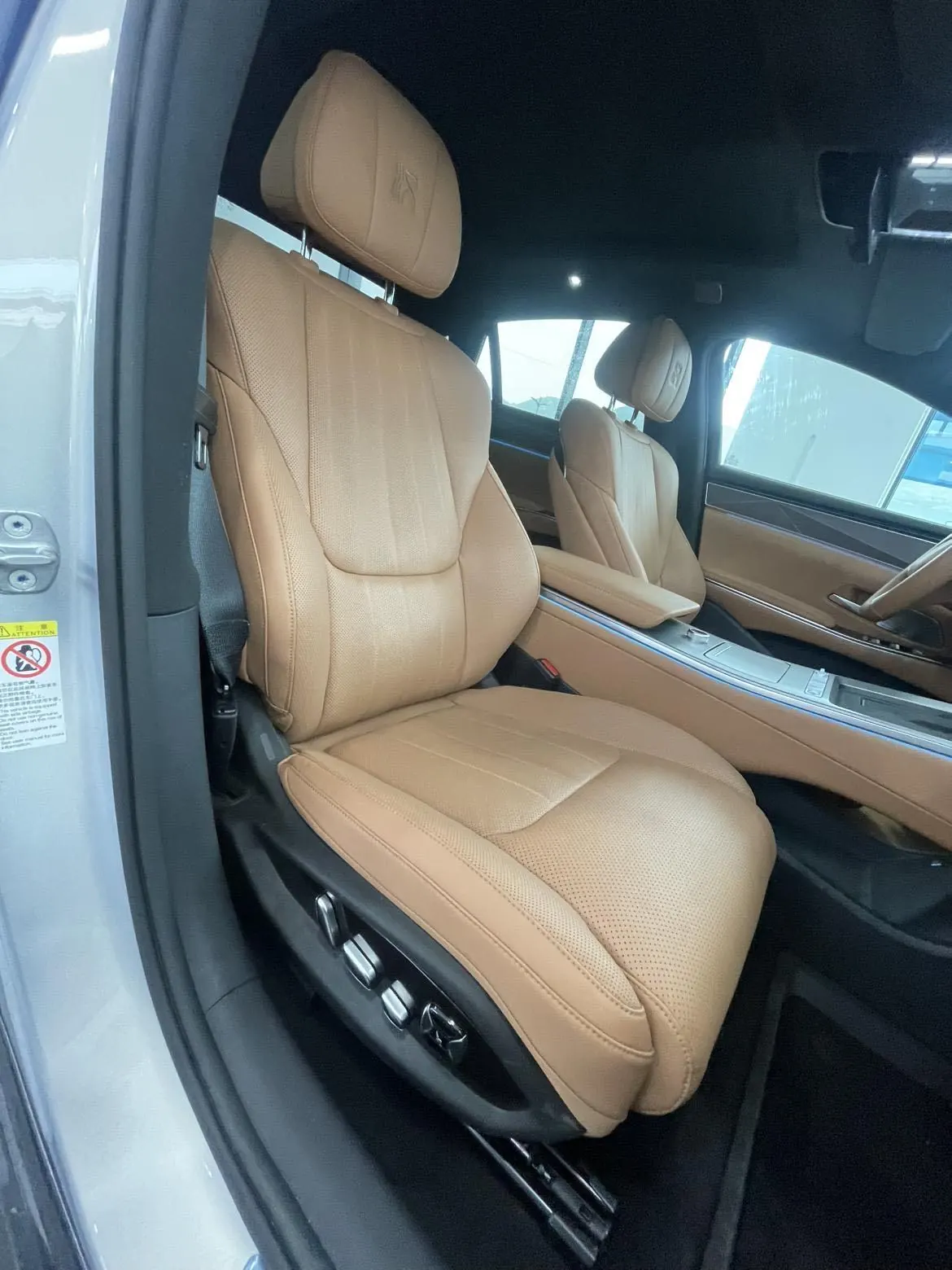BYD 2025 Han L EV four-wheel drive laser Radar flagship automatic gear 4