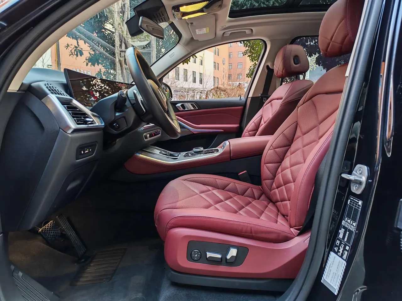 BMW 2023 X5 xDrive30Li 48V 2.0T exclusive m sports obsidian night suit automatic gear 8
