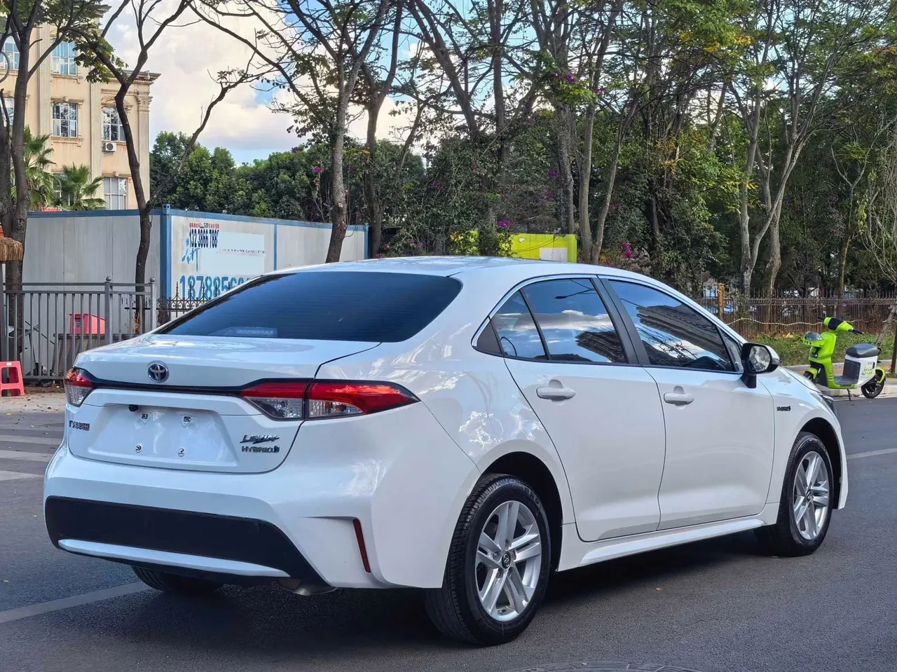 Toyota 2022 Lei Ling Shuangqing 1.8H Stepless Leading Edition Automatic Gear 9