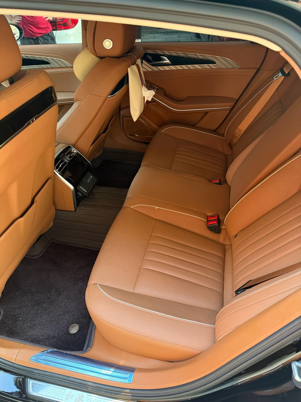 HongQi 2022 H9 48V 2.0T Zhilian Flag Edition Automatic Gear 5