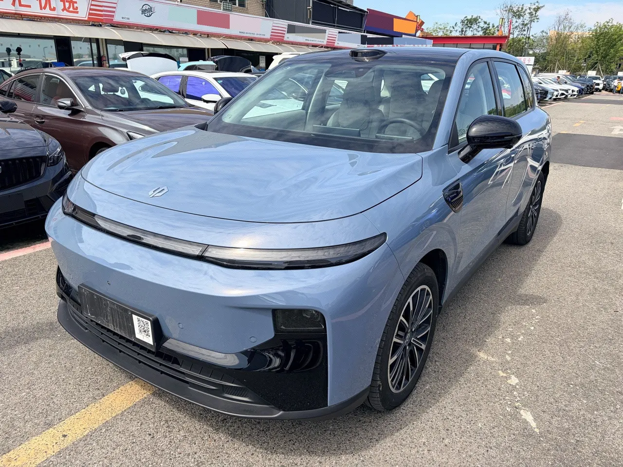 打开图片灯箱:Leapmotor 2025 B 10 510 laser Radar smart driving version of automatic gear