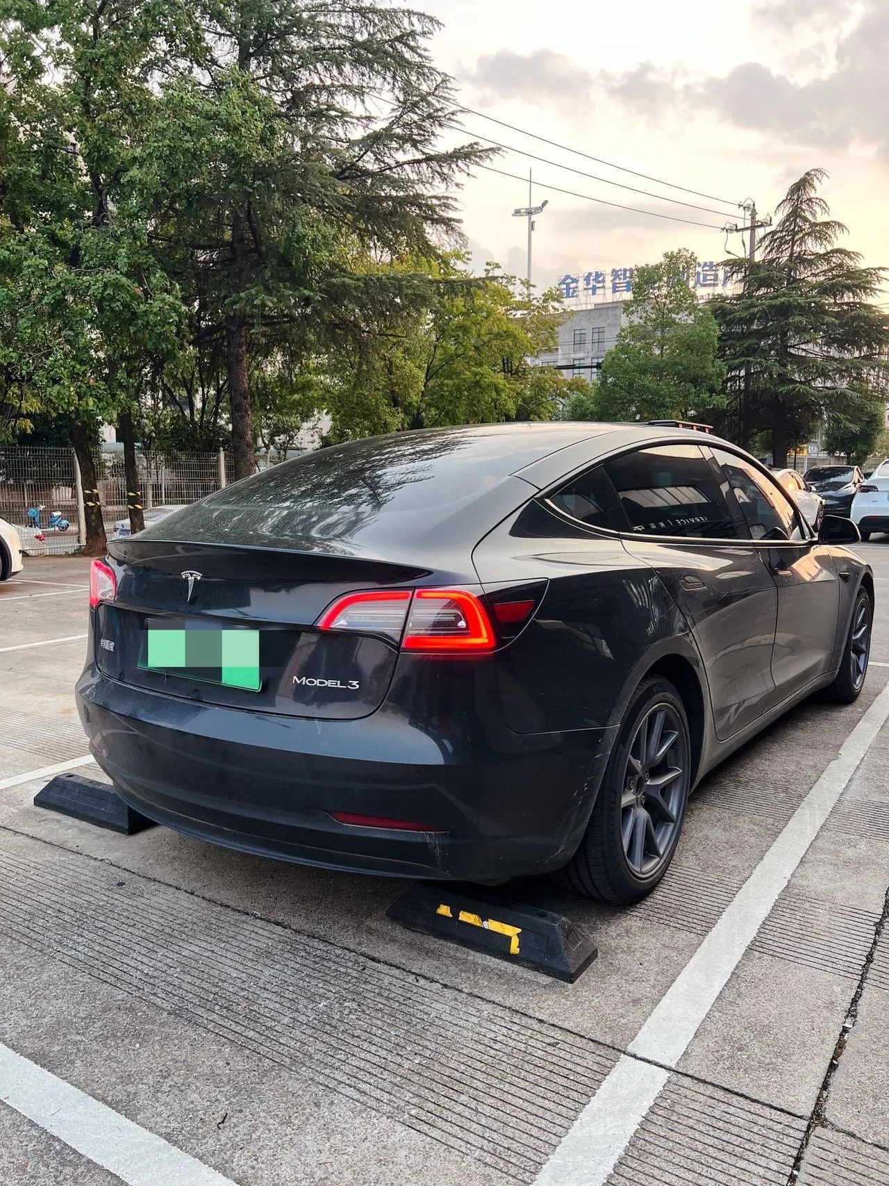 Tesla 2022 Model 3 rear-wheel drive version of automatic transmission 6