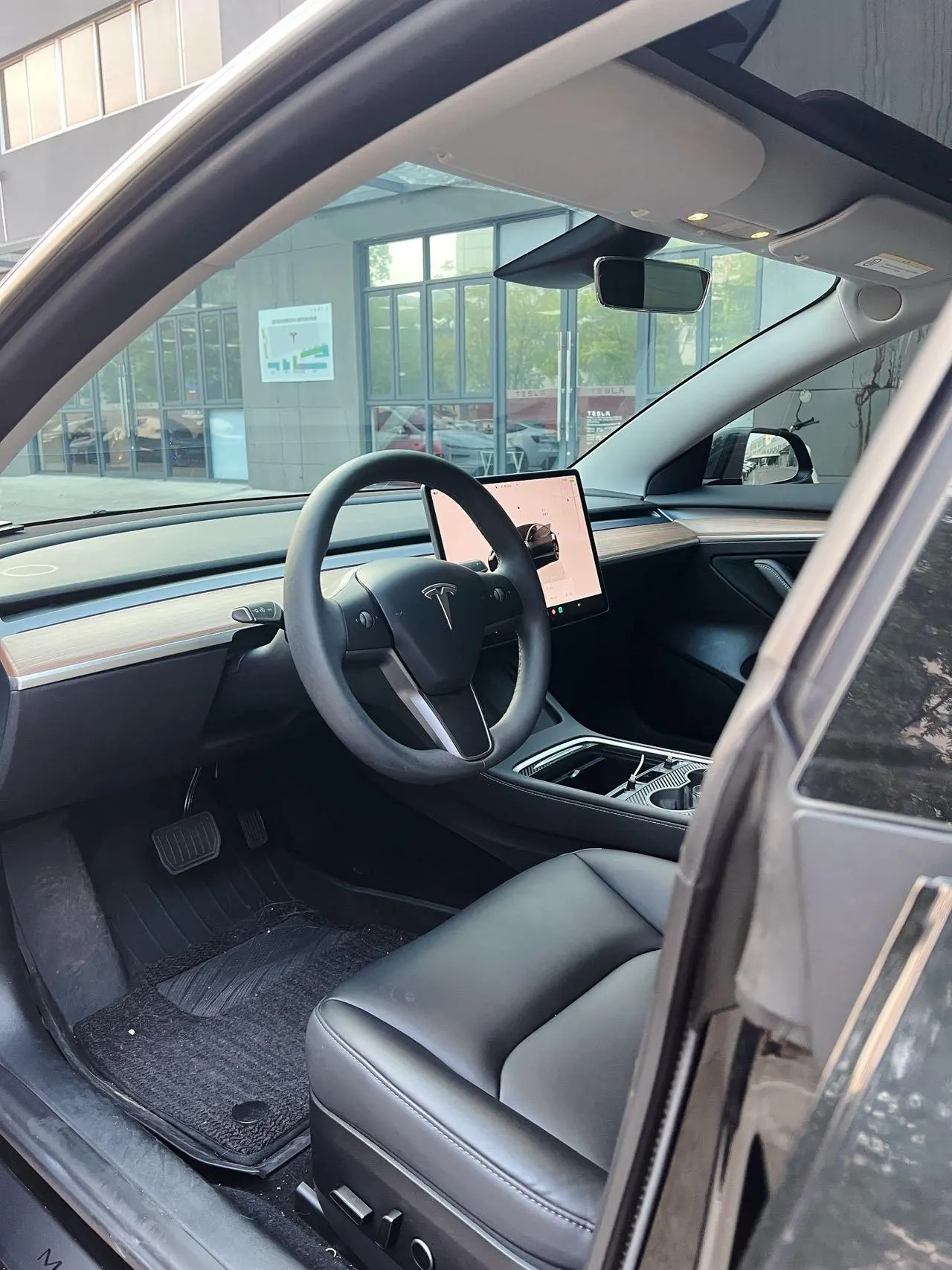 Tesla 2022 Model 3 rear-wheel drive version of automatic transmission 7