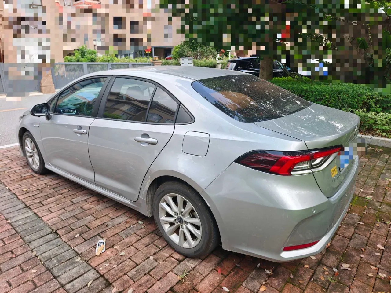 Toyota 2023 Corolla Double Engine 1.8 Stepless Intelligent Electric Hybrid Elite Automatic Gear 3