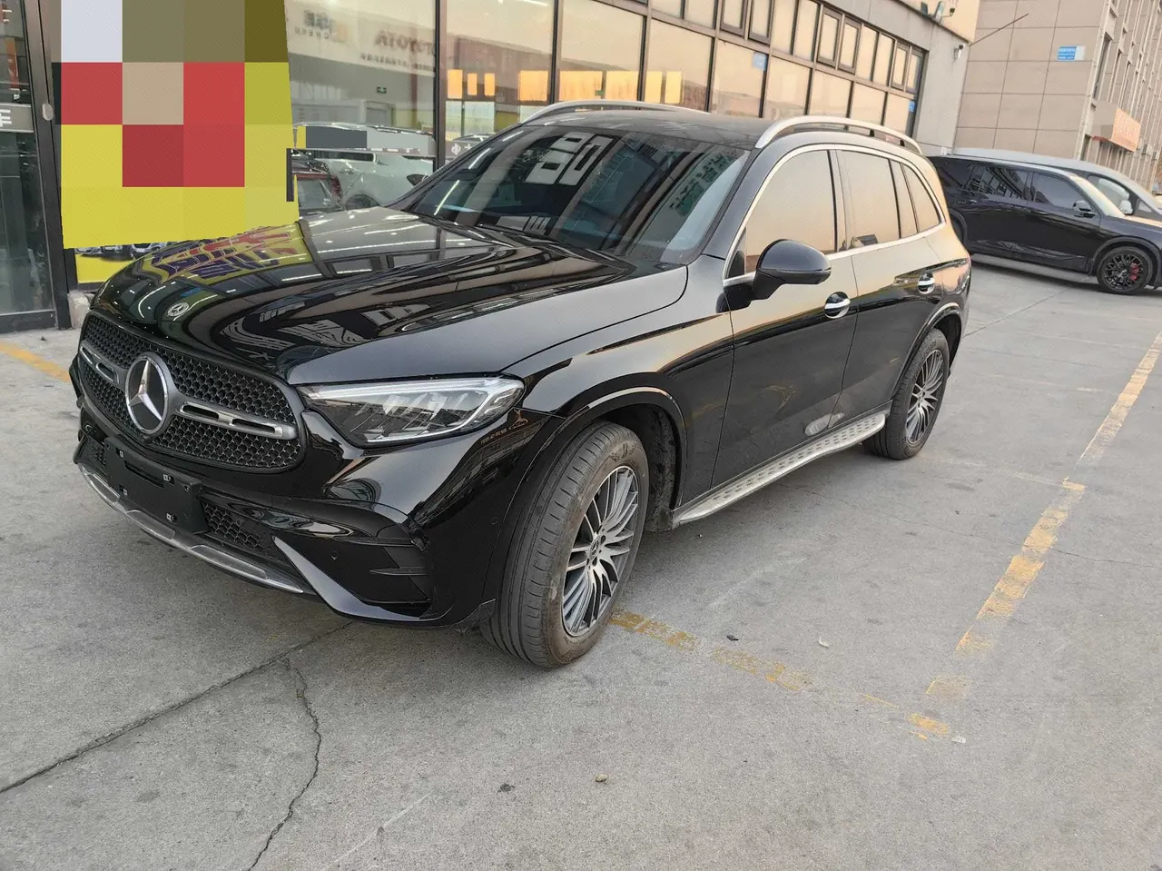 打开图片灯箱:Mercedes Benz 2023 GLC 260 L 4MATIC 48V 2.0T Dynamic 5-seat Automatic Gear