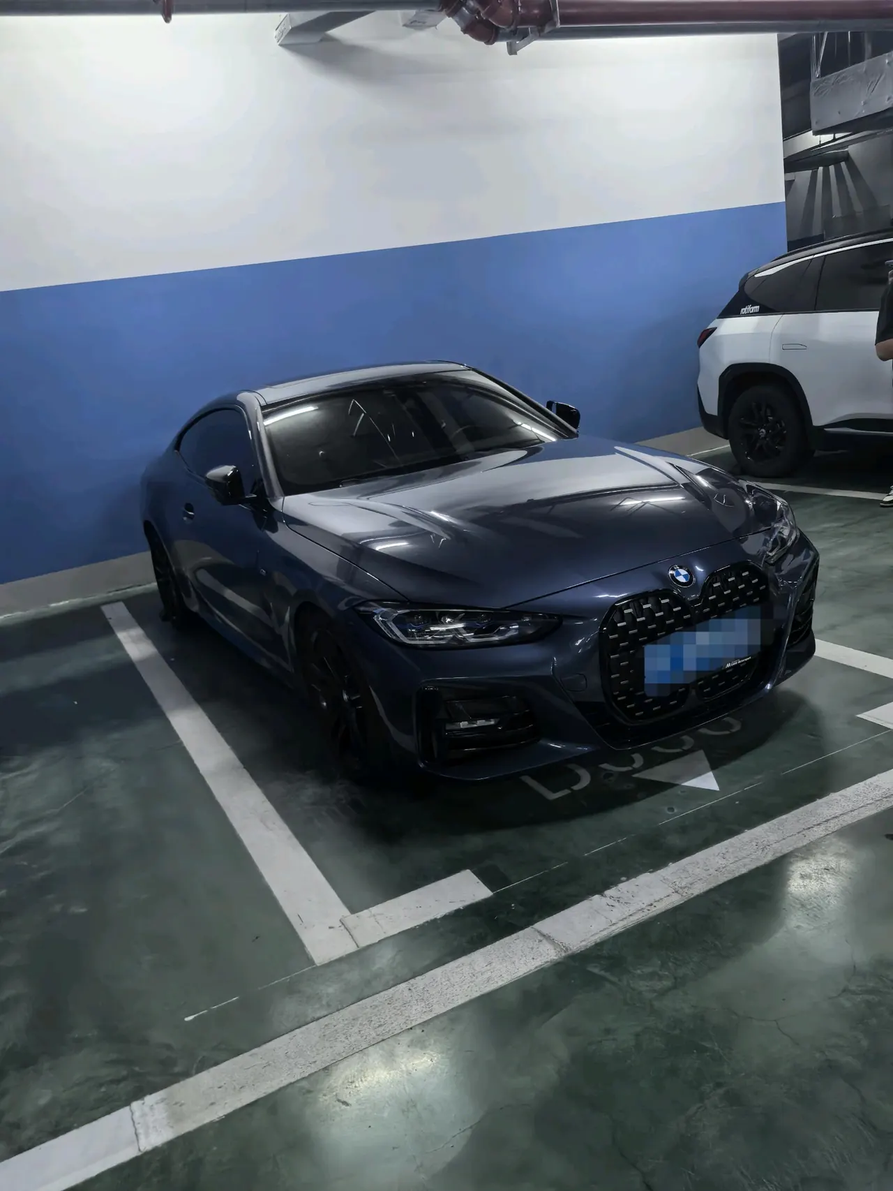 BMW 4 Series (Imported) 2023 425i Coupe 2.0T M Sports Obsidian Night Suit Automatic Gear 3