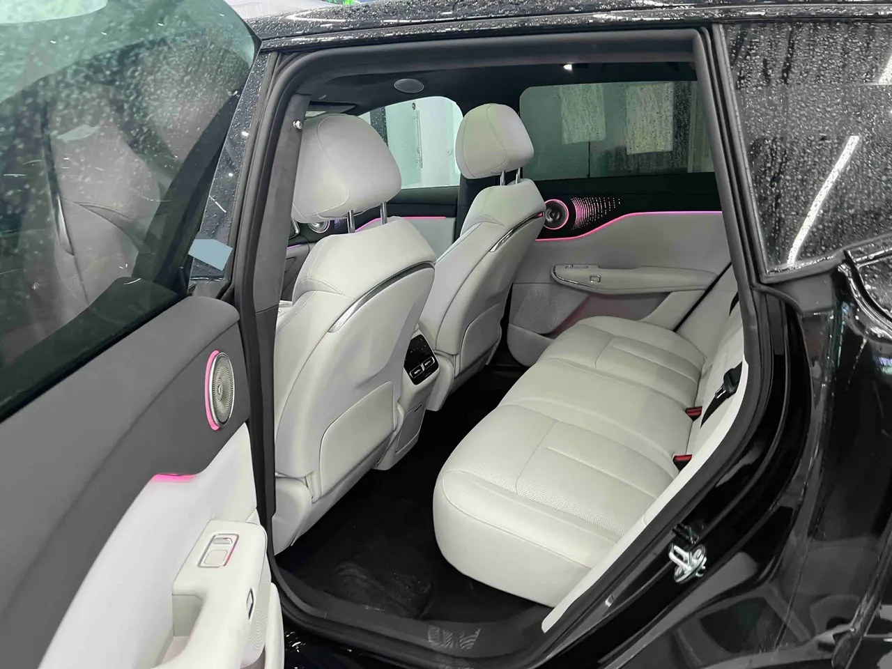 Voyah 2025 bosom friends rear drive dry Kun version of automatic gear 4