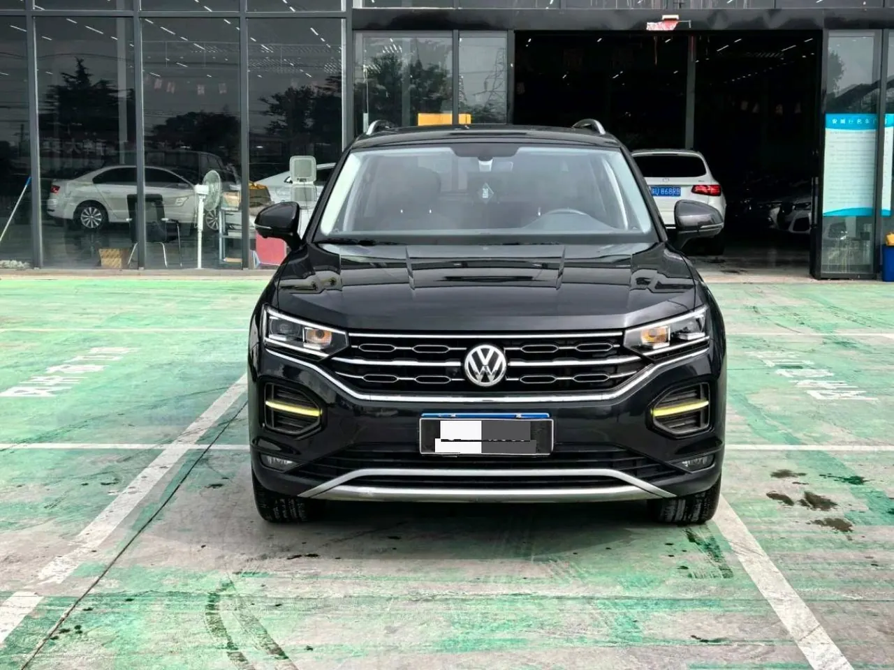 Volkswagen 2020 Tanyue 2.0TSI 330TSI Two-Drive Deluxe Smart Joint Edition Automatic Gear 2