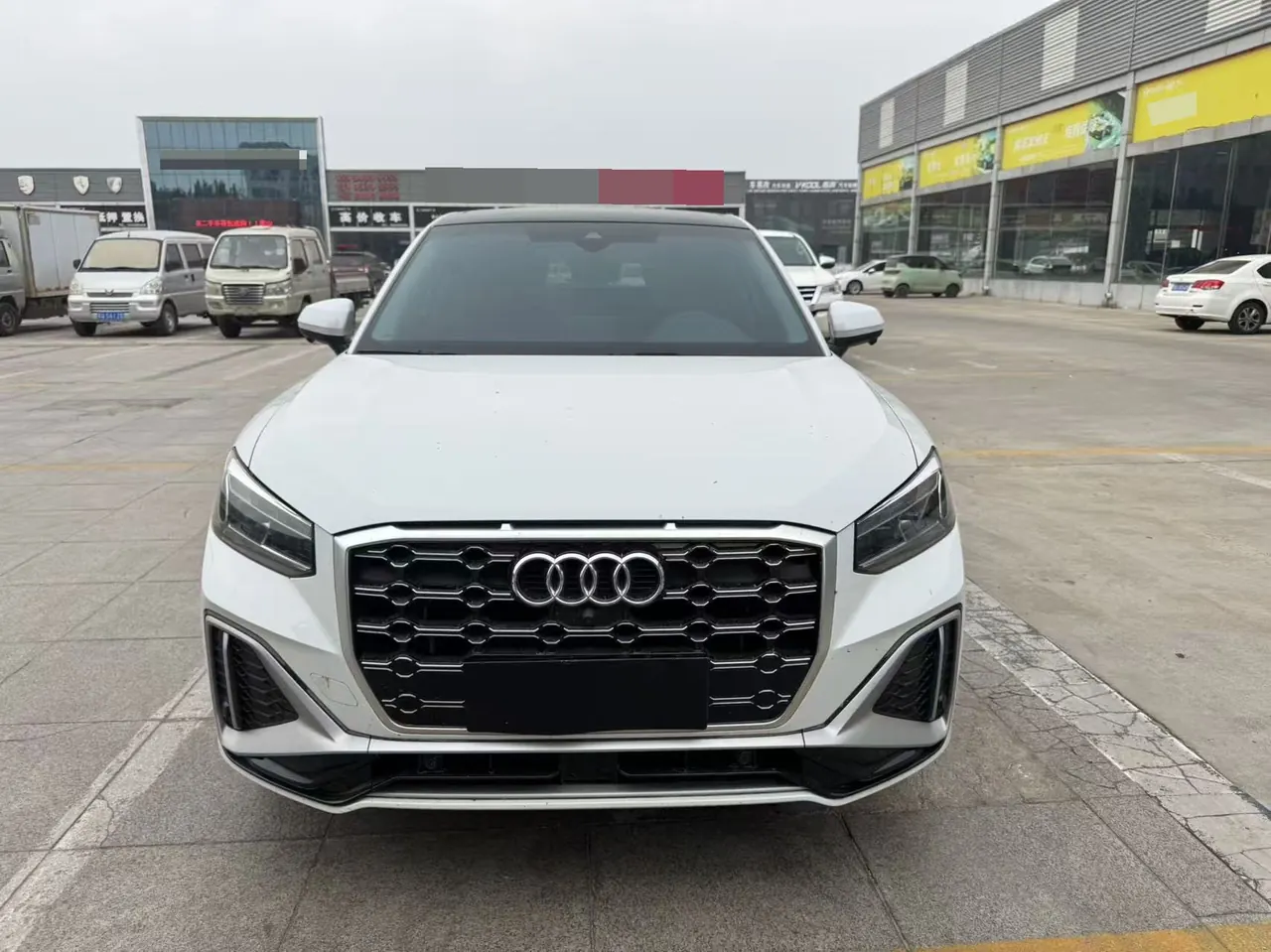 Audi 2023 Q2L 1.5TFSI 35TFSI Fashion Dynamic Automatic 2