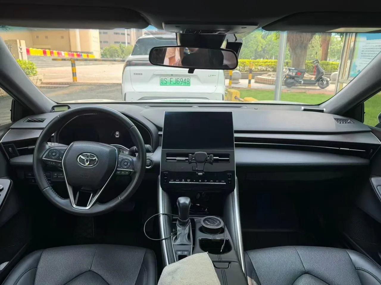 Toyota 2023 Asian Dragon 2.0 Stepless Deluxe Edition Automatic Gear 4