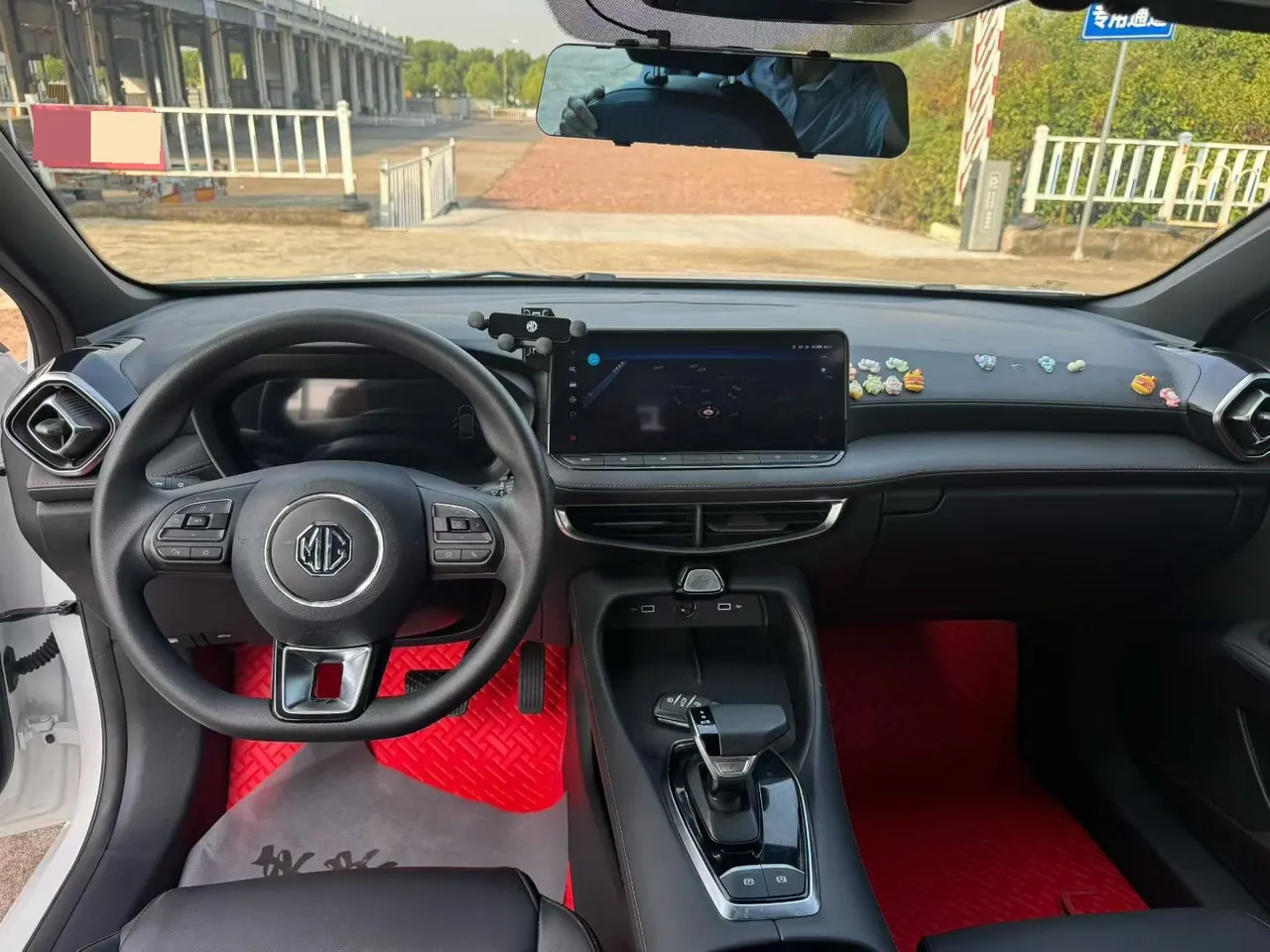 MG 2025 MG5 1.5TGI 300TGI Global Flagship Automatic Gear 6