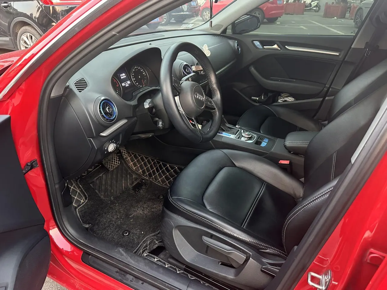 Audi 2020 A3 Sportback 1.4TFSI 35TFSI aggressive automatic gear 2