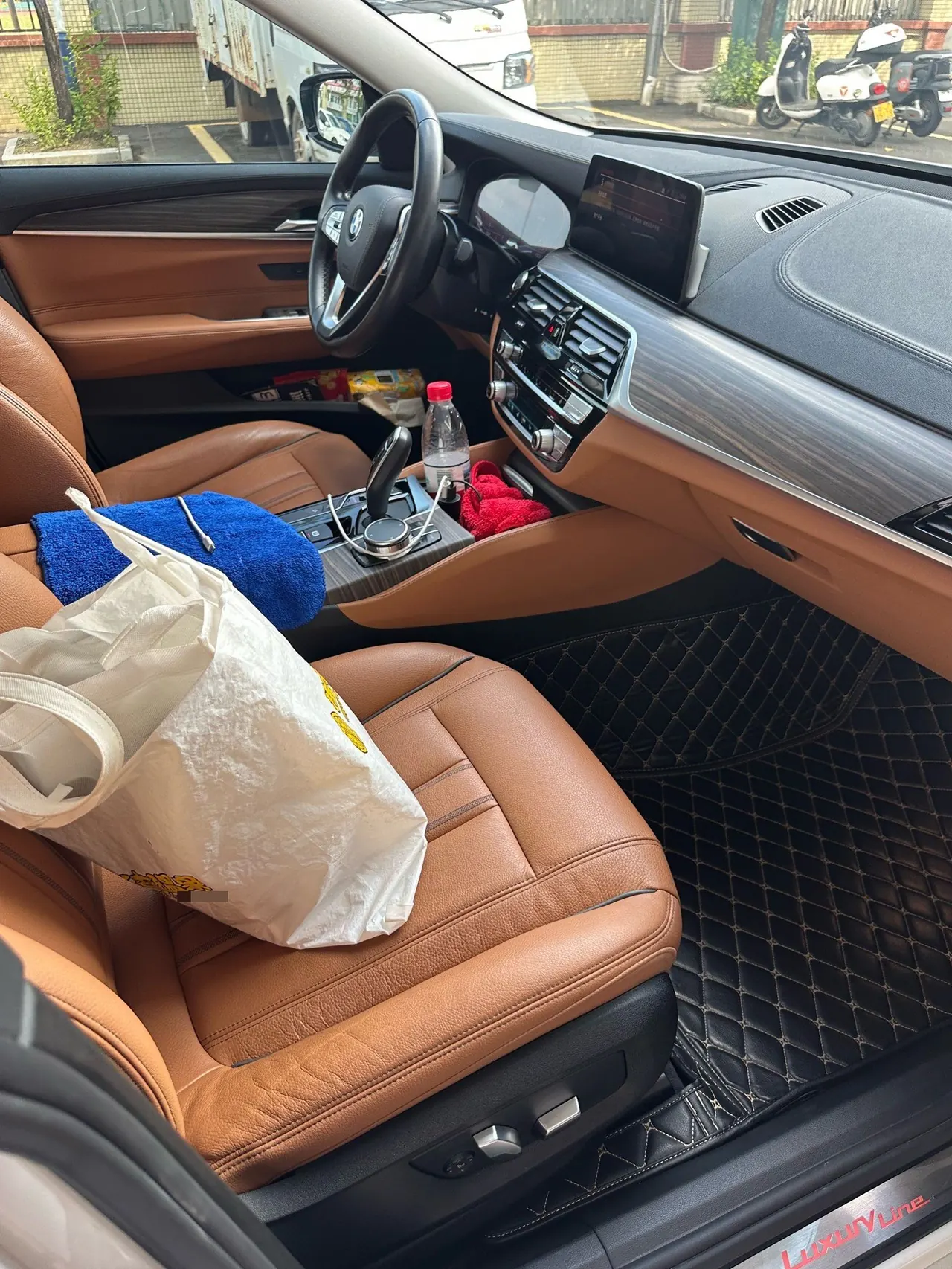 BMW 6 Series GT (Imported) 2020 GT 630i 2.0T Luxury Design Set Automatic Gear 8