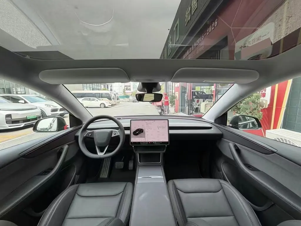 Tesla 2025 Model Y rear-wheel drive version automatic transmission 7