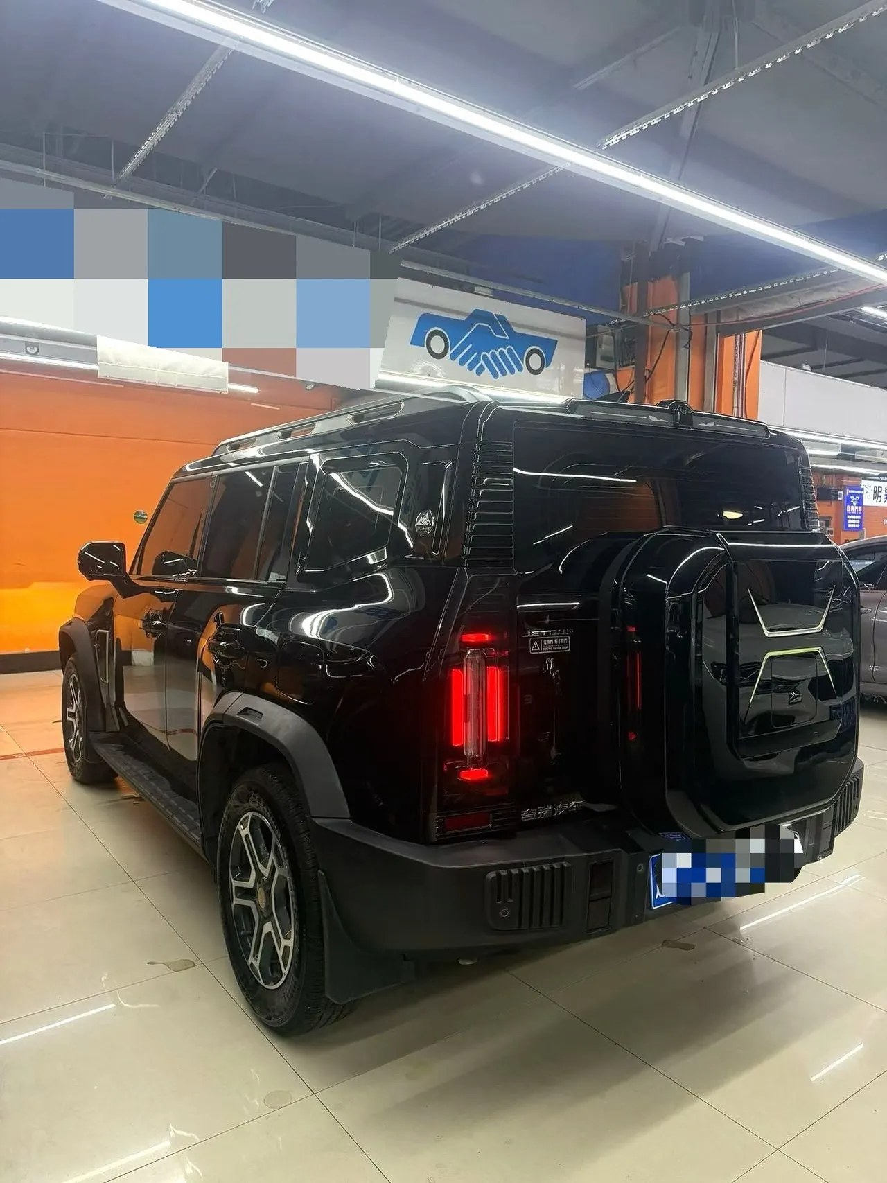 Jetour 2025 Traveler 1.5TD Two-Drive Exploration Automatic Transmission 4