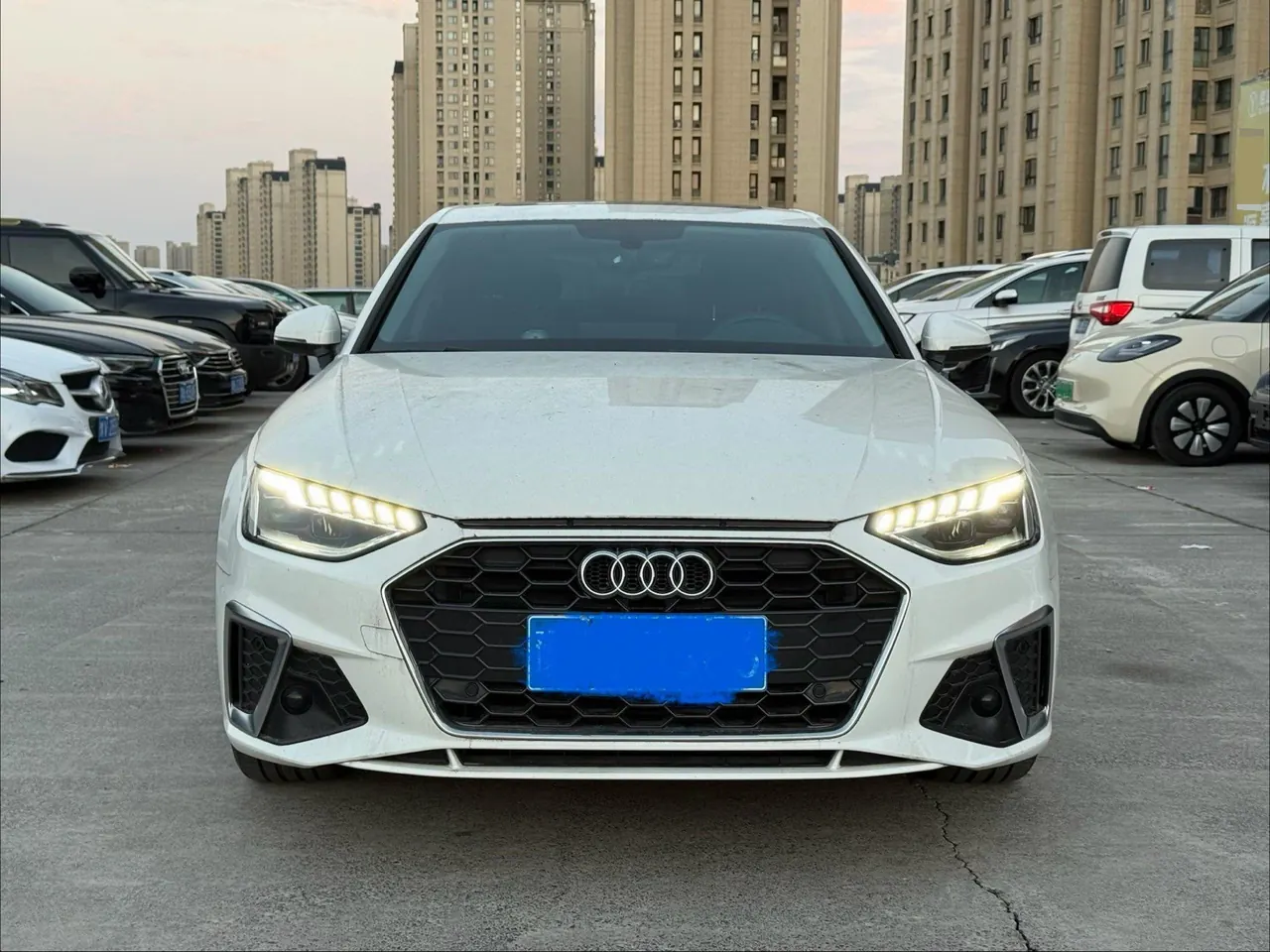 Audi 2020 A4L 2.0TFSI 40TFSI Deluxe Dynamic Automatic 2
