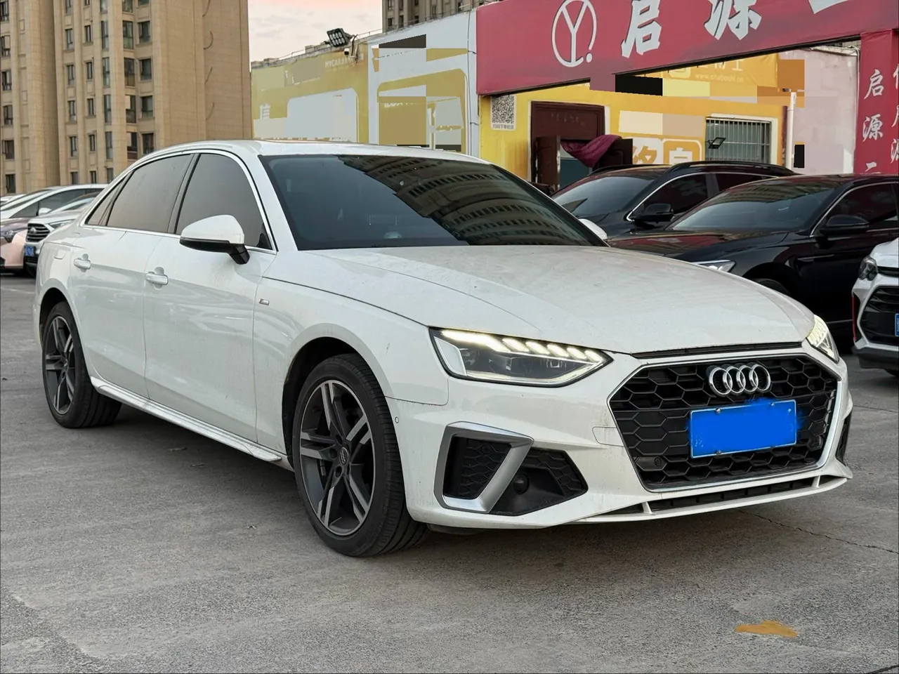 Audi 2020 A4L 2.0TFSI 40TFSI Deluxe Dynamic Automatic 3