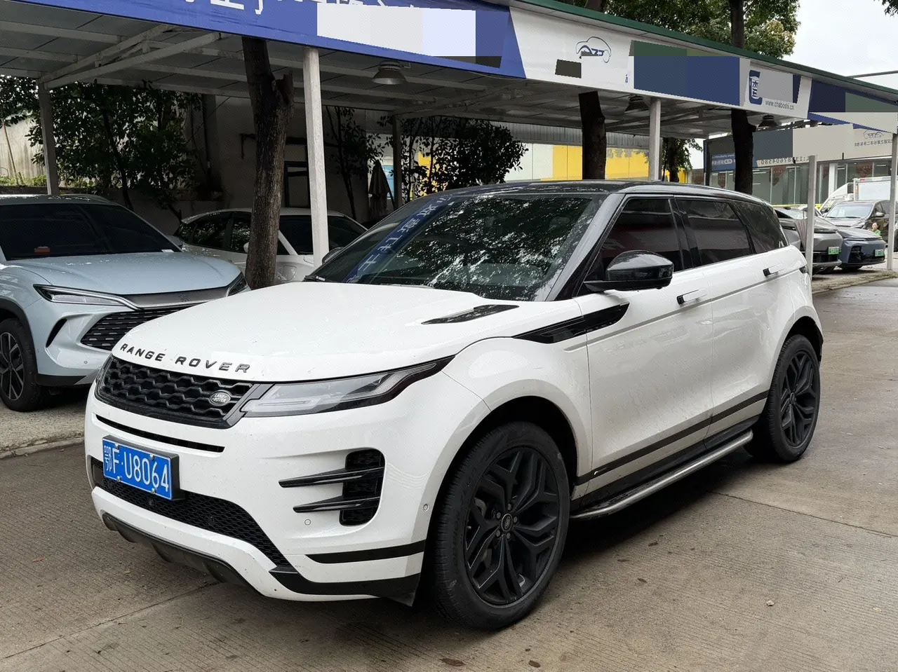 Open image lightbox: Land Rover 2020 Range Rover Aurora 48V 2.0T 249PS R-DYNAMIC SE Sports Technology Custom Edition Automatic Gear