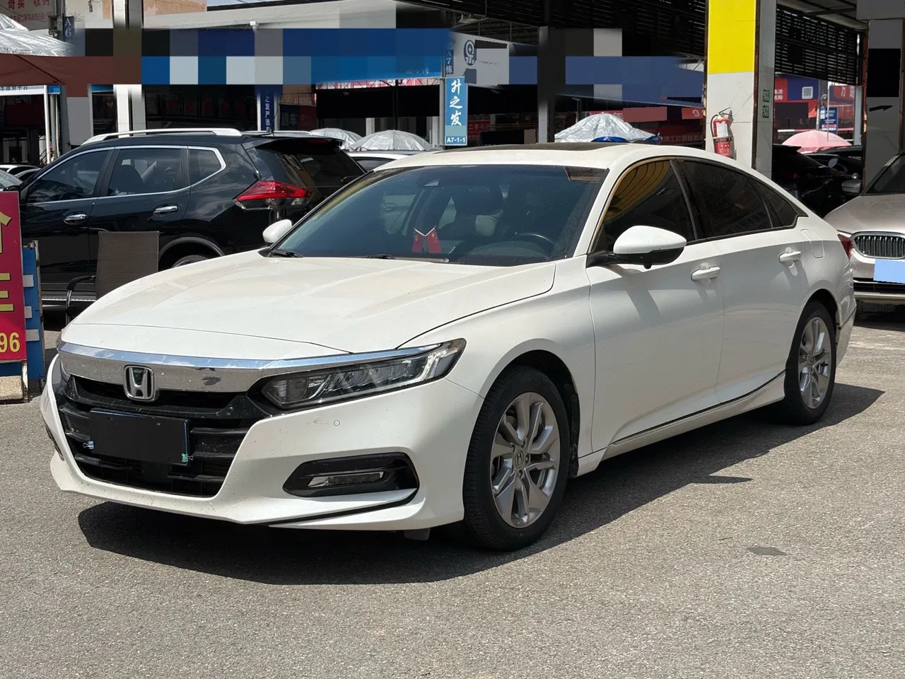 Open image lightbox: Honda 2021 10th Generation Accord 1.5T Stepless 260TURBO Luxury Star Limited Edition Automatic Gear