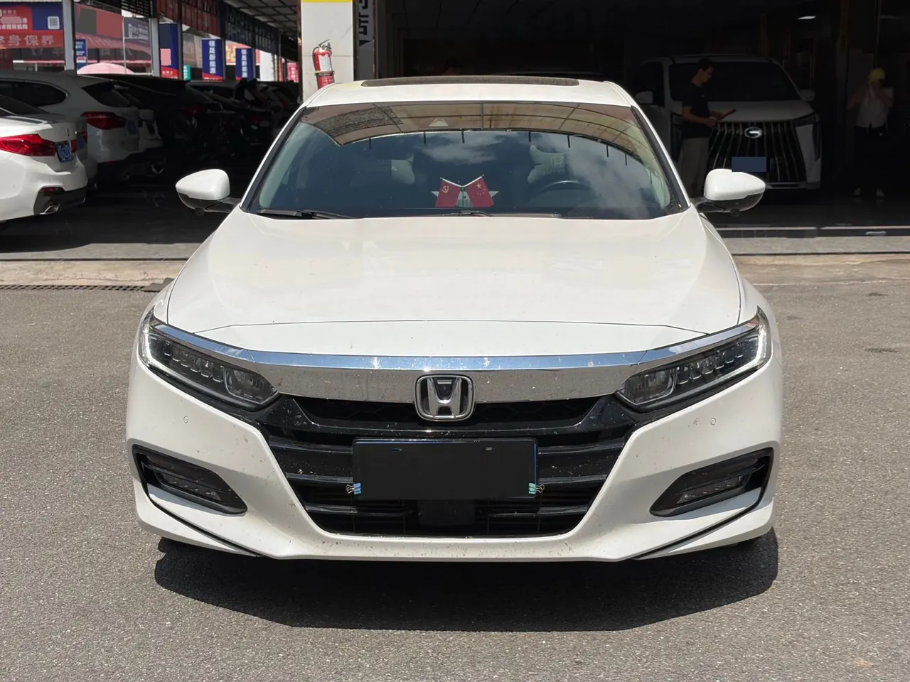 Honda 2021 10th Generation Accord 1.5T Stepless 260TURBO Luxury Star Limited Edition Automatic Gear 2