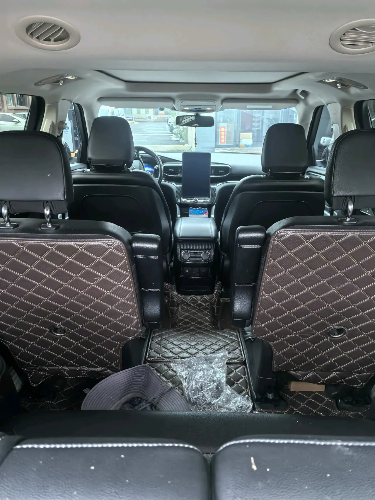 Ford 2020 Explorer 2.3T EcoBoost 285 Four-wheel Drive Titanium Edition 6-seat Automatic Gear 4