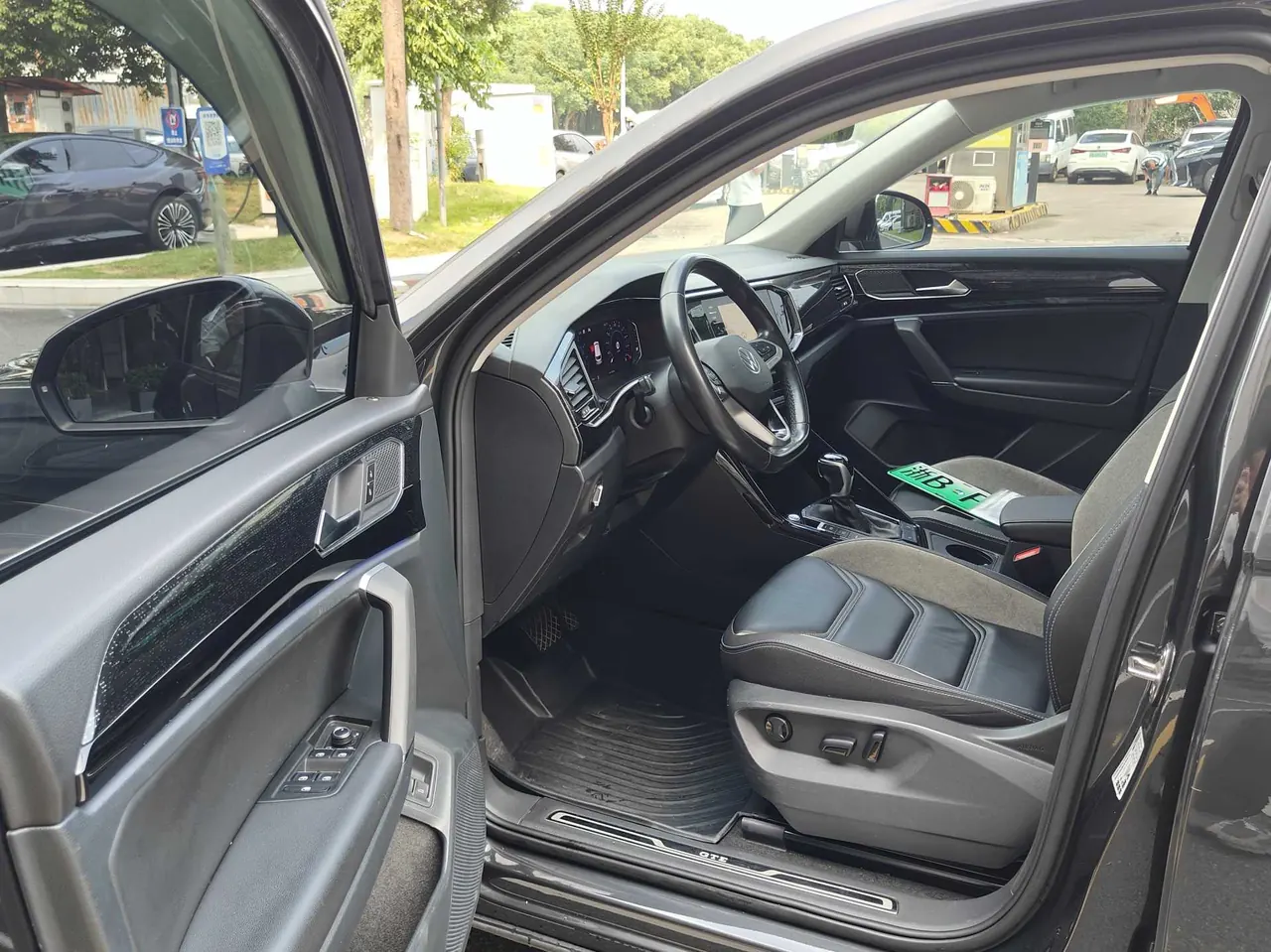 Volkswagen 2020 GTE 1.4T Luxury Automatic Gear 6
