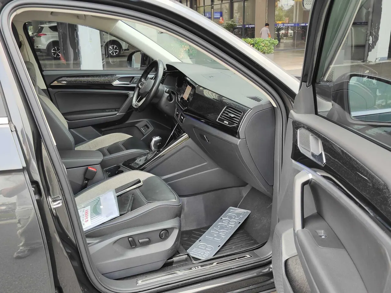 Volkswagen 2020 GTE 1.4T Luxury Automatic Gear 9