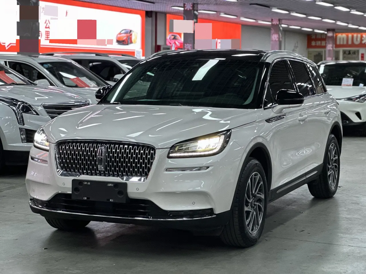 Открыть галерею: Lincoln 2021 adventurer 2.0T two-wheel drive exclusive edition automatic gear