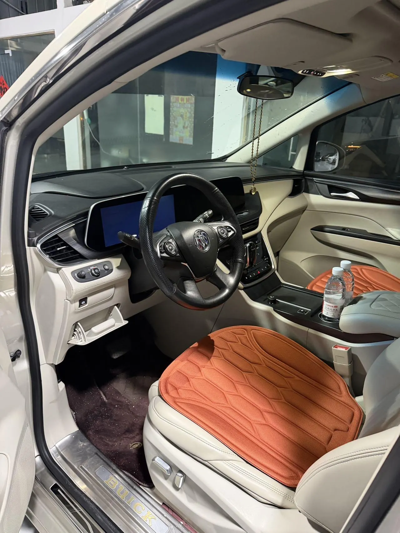 Buick 2021 GL8 ES Lu Zun 2.0T 653T Exclusive Automatic Gear 2