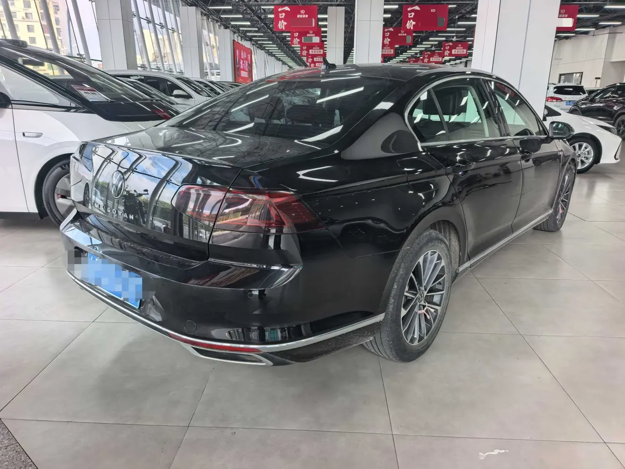 Volkswagen 2020 Magotan 2.0TSI 330TSI luxury automatic transmission 3